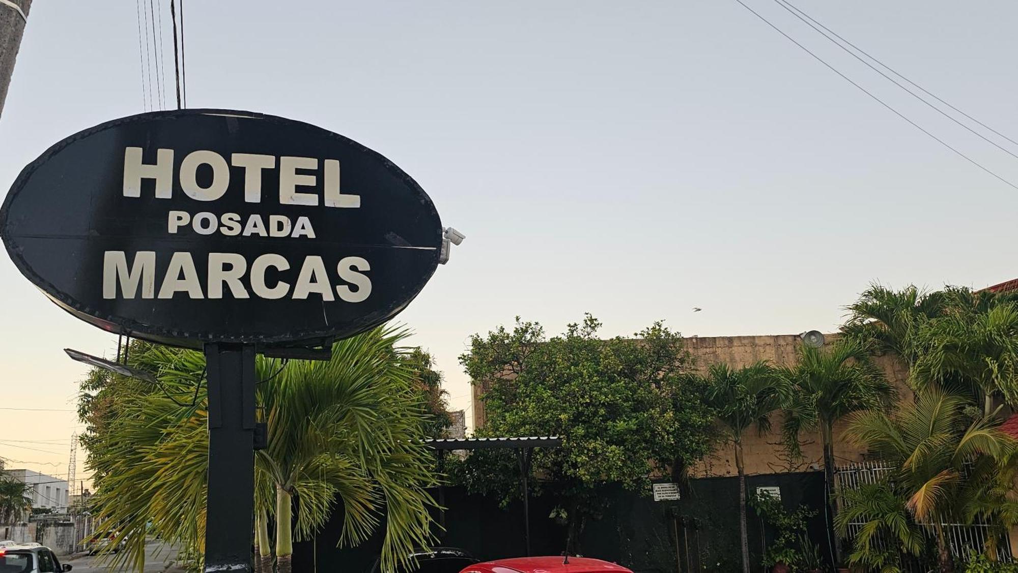 Hotel Posada Marcas Cancun Exterior photo