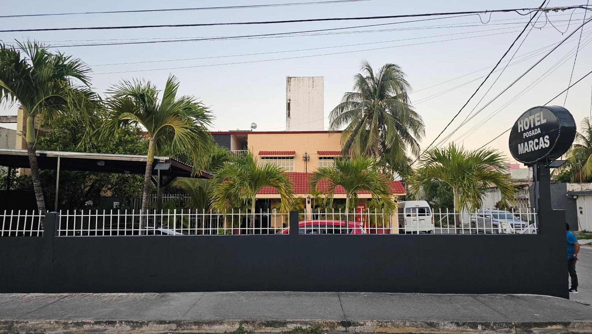 Hotel Posada Marcas Cancun Exterior photo
