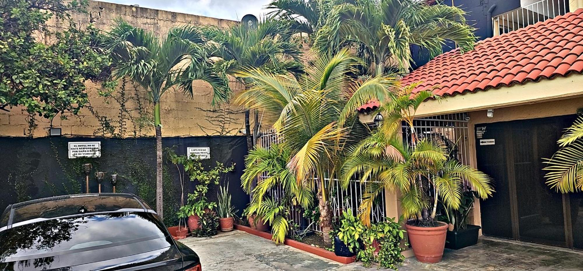 Hotel Posada Marcas Cancun Exterior photo